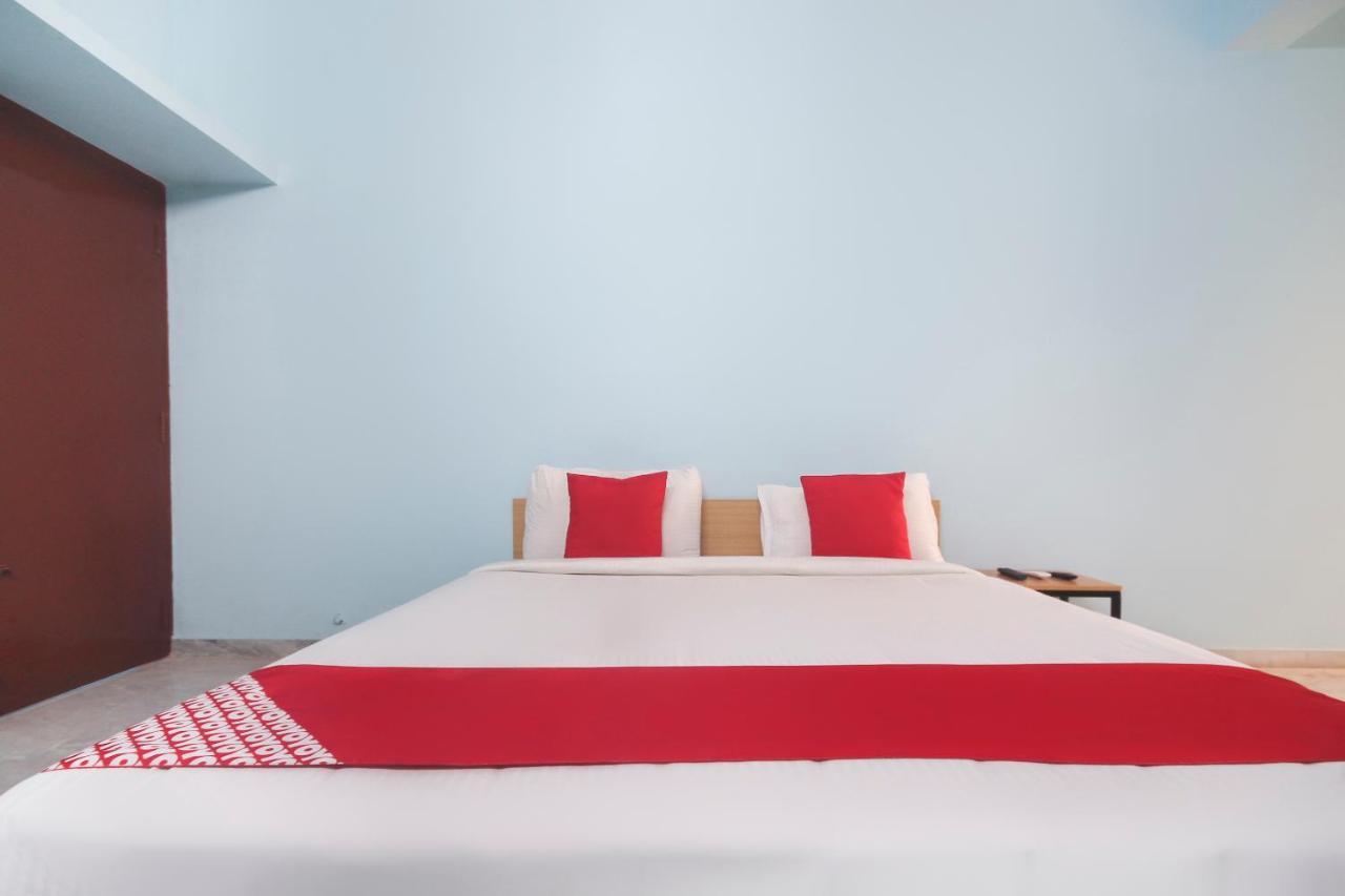 Oyo Flagship 48158 Ss Towers Hotel Podanur Luaran gambar