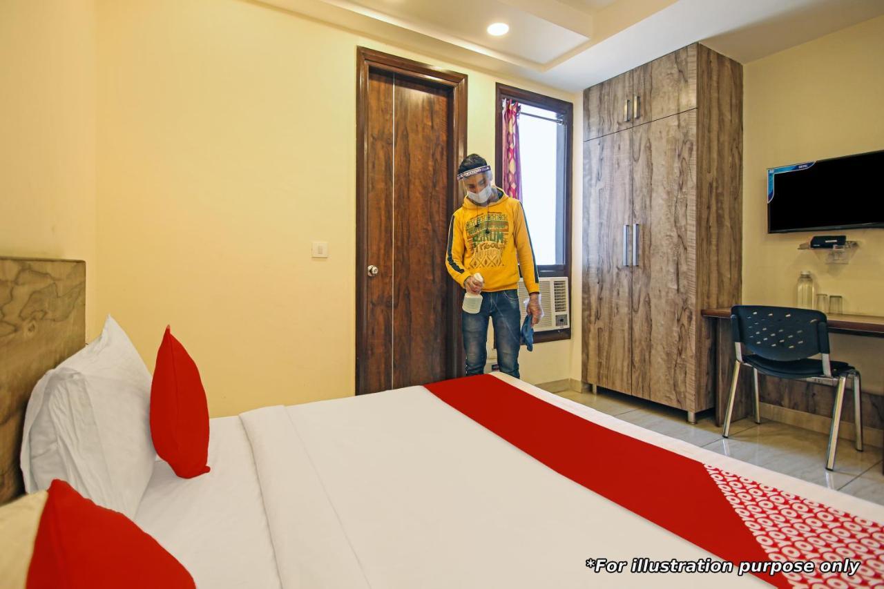 Oyo Flagship 48158 Ss Towers Hotel Podanur Luaran gambar
